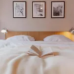 Hotel Lux