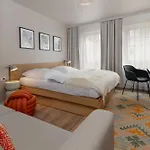 Hotel Lux