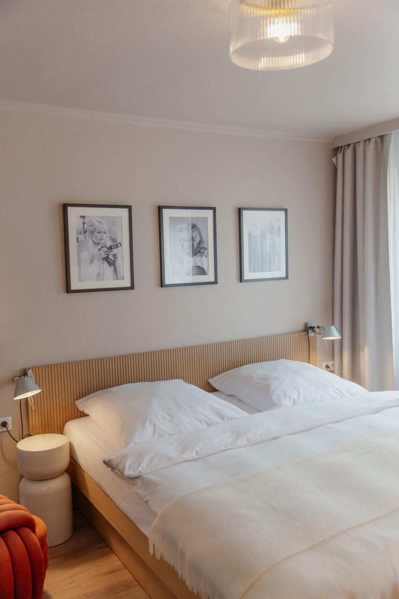 Hotel Lux 2*